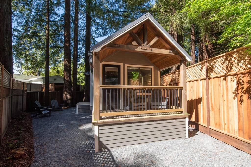 Enchanting Retreat In The Heart Of Redwoods Guerneville Exterior photo